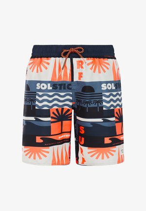 Heren zwembroek met een marineblauwe tailleband en oranje trekkoord, voorzien van abstracte kustontwerpen en teksten zoals "SOLSTICE" en "SURF" in blauw, oranje en wit.