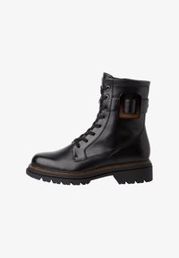 Selezionato, black leather