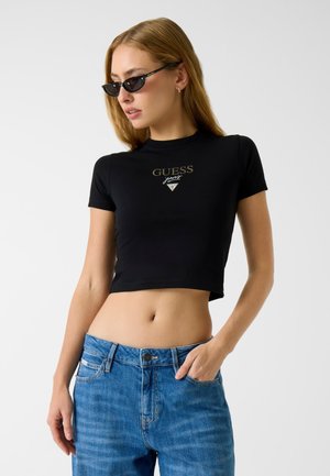 - T-shirt z nadrukiem