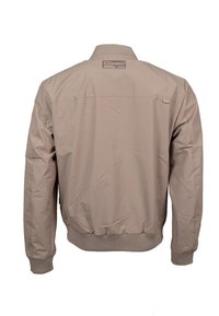 Veste bomber beige avec col, poignets et ceinture côtelés, vue de dos avec une étiquette de marque rectangulaire près de l'encolure.