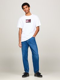 Tommy Jeans STREET FLAG TEE UNISEX - Tricou cu imprimeu - white