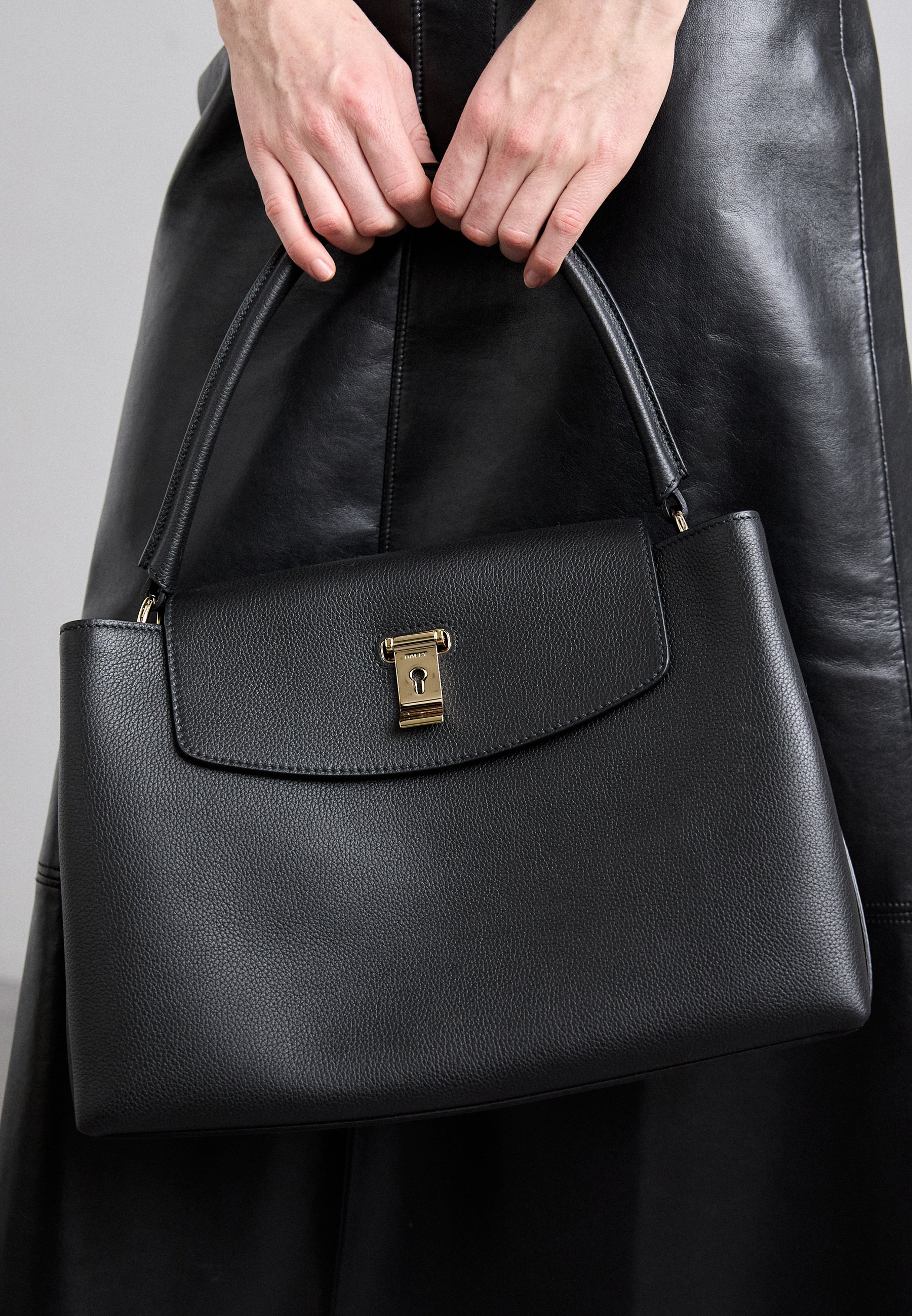 Bally レザーバッグ BALLY/バリー_Men通販 | Easy Bally トートバッグ ブラック レザー