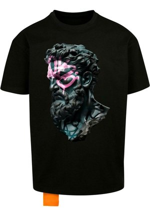 Sort t-shirt med korte ærmer, der har et grafisk motiv af en klassisk buste med pink malingsaccentuer og et orange mærke i kanten.