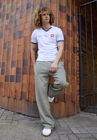 Puma SWITZERLAND SFV AWAY biały