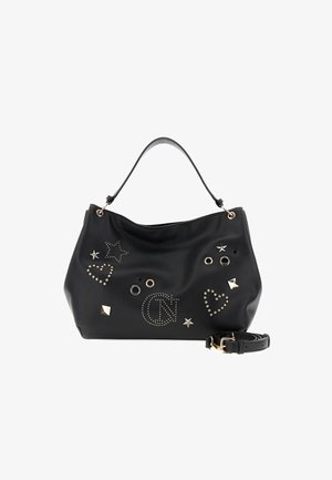Zwarte leren handtas met verschillende decoratieve studs en vormen, waaronder sterren en harten; beschikt over een enkele handgreep en een afneembare schouderriem.