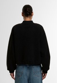 Urban Classics STRUCTURED - Jakna od flisa - black