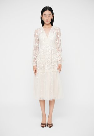 EXCLUSIVE GARLAND MIDAXI DRESS - Ένδυση για ειδικές περιστάσεις - cream