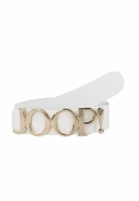 Cintura in pelle bianca con logo "JOOP!" in metallo dorato. Texture liscia e design elegante, con punta arrotondata e un'affermazione audace.