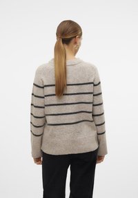 Vero Moda VMFLAWLESS O-NECK PULLOVER - Strikkegenser - silver mink