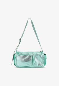 Nem kiválasztott, green metallic