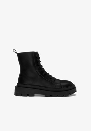 Superga Bottines à lacets - black