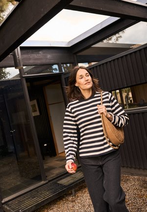 PULZ, PZSAHANA LONG SLEEVE - T-shirt à manches longues - espresso & cloud dancer stripe