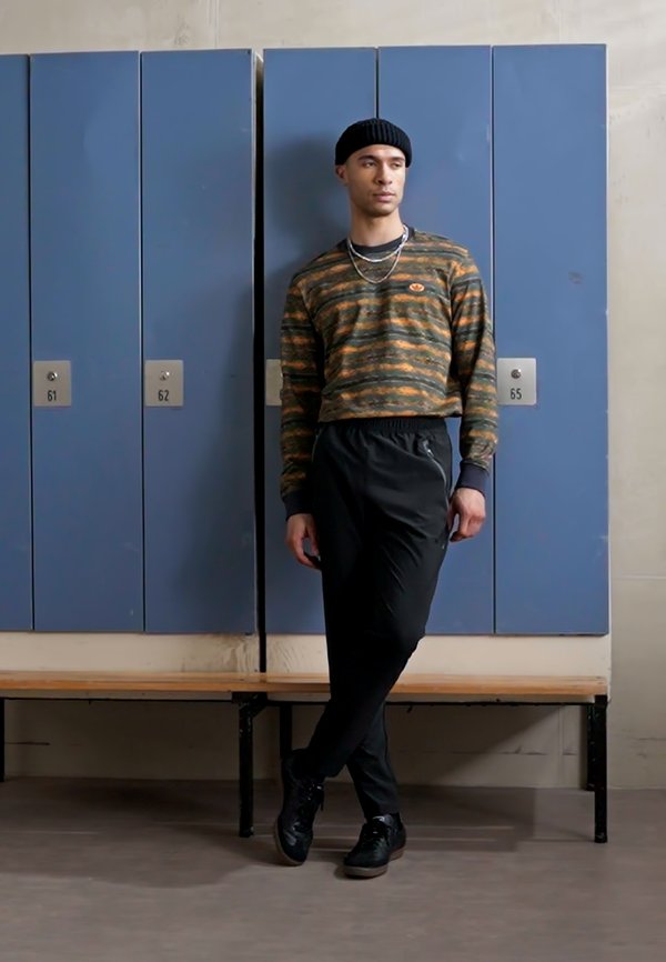 REAL MADRID TIRO COMPETITION TECH TRAVEL - Club wear4