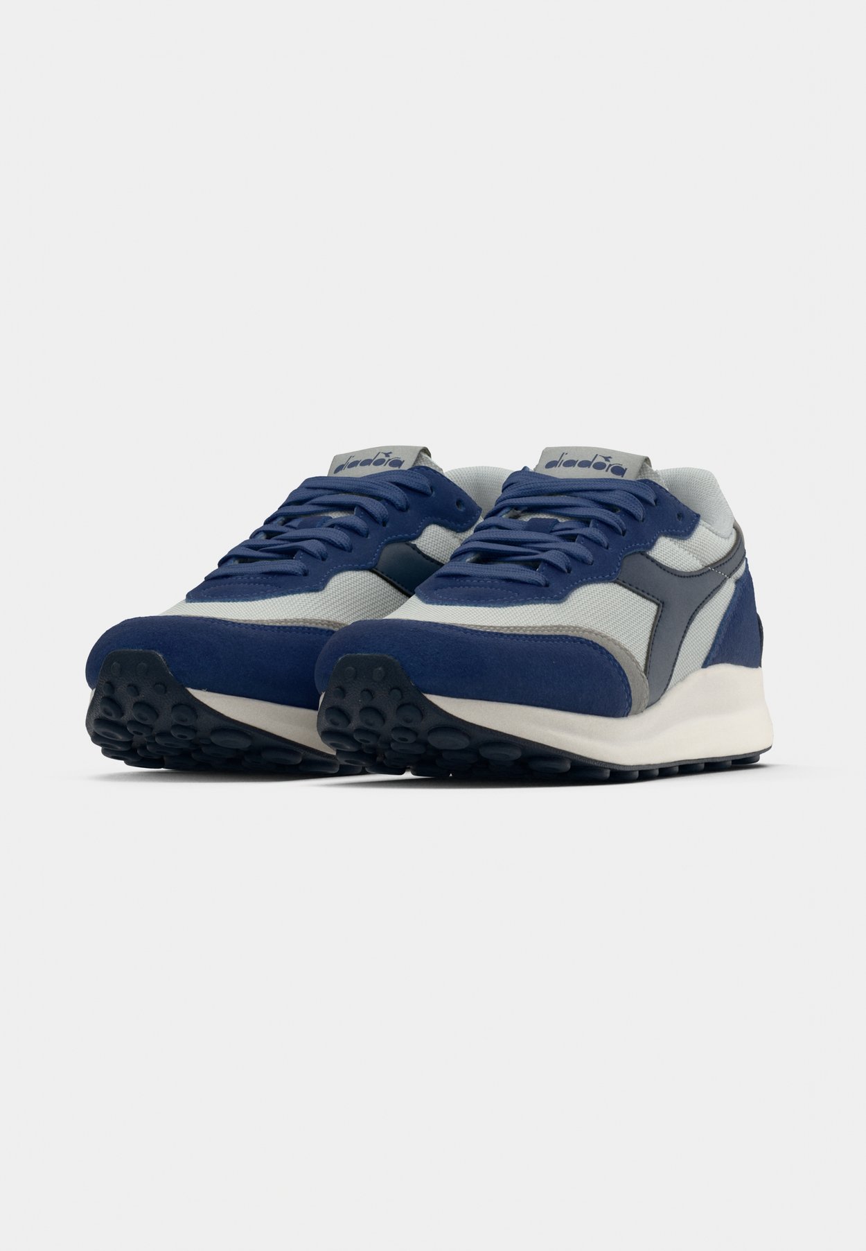 RACE NY UNISEX