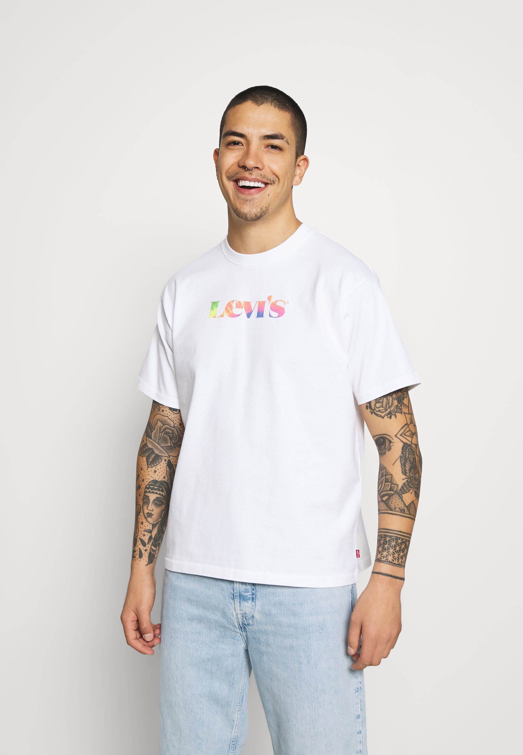Levi's® VINTAGE FIT GRAPHIC TEE UNISEX 