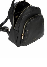 Sac à dos en cuir noir avec un design structuré, des accents dorés, une poche zippée à l'avant et un intérieur spacieux. Surface texturée, bretelles ajustables.