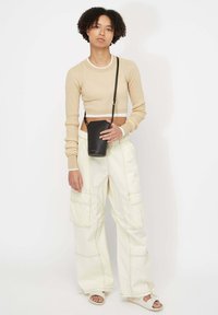 ECCO LEATHER GOODS Axelremsväska - black