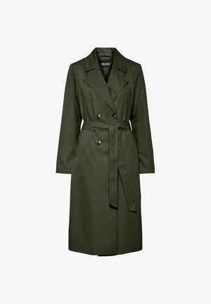 Tumši zaļš divrindas tranšeju mētelis ar platiem atlokiem, garām piedurknēm, jostasvietas jostu un priekšējiem kabatām.