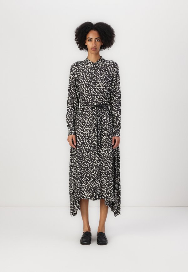 DEFNE  - Day dress - open beige