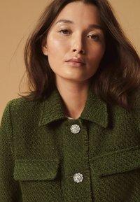 Next BOUCLE - REGULAR FIT - Vasaras jaka - khaki green