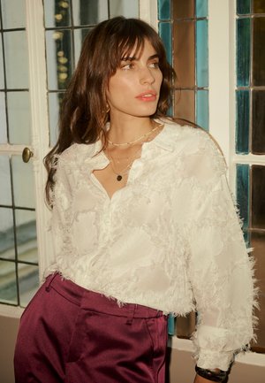 Cream FREJA - Bluza s gumbima - whisper white