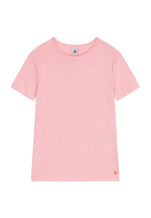 T-shirt à manches courtes rose clair avec des rayures horizontales blanches. Doté d'un col rond et d'un petit logo sur le bas à droite.