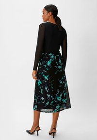 comma MIDIROCK IM - A-line skirt - schwarz