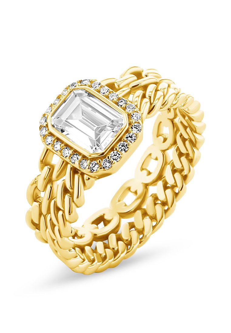 Bague en or avec une grande pierre rectangulaire transparente entourée d'un halo de petites pierres ; maillons brillants et texturés sur l'anneau.
