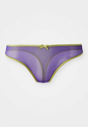 Paarse doorschijnende lingerie met groene rand en een klein strikje in het midden. Heeft een klassieke panty-vorm met gladde randen.