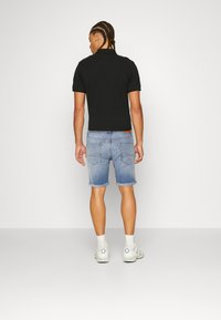 Jack & Jones JJIRICK JJFOX - Short en jean - blue denim