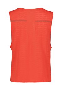 Punainen hihaton paita, jossa on teksturoitu kuvio, pyöreä pääntie ja suora leikkaus. Takana kaksi vaakasuoraa verkkokoristetta.