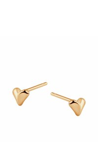 Złote kolczyki w kształcie serca, z gładką, wypolerowaną powierzchnią i cienkim słupkiem zapewniającym bezpieczne noszenie.