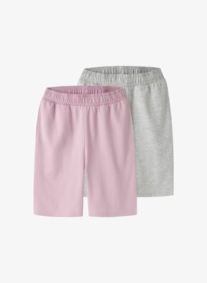 Deux paires de shorts à taille élastique, un rose clair uni à l'avant et un gris clair uni à l'arrière, sur un fond blanc.