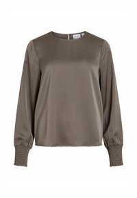 Brun satin langærmet bluse med høj hals, der har smockede ærmekanter og knaplukning i nakken. Glat tekstur og afslappet fit.
