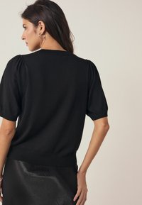 Next ROUND NECK SHORT SLEEVE REGULAR FIT - Paprasti marškinėliai - black