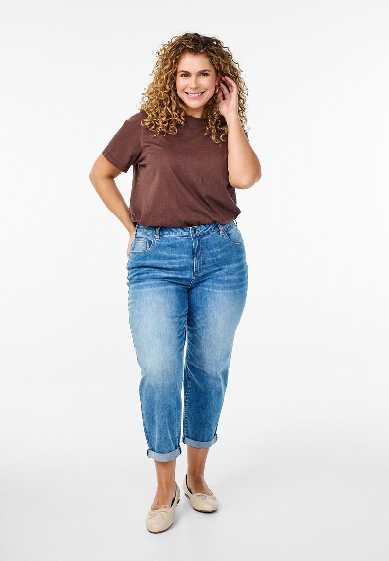 Zizzi Mom Jeans - medium blue denim