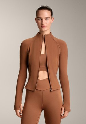 LIGHT AND WARM CROPPED TECHNICAL 32359332 - Løbejakker - camel