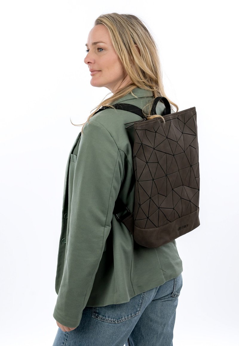 SURI FREY Mochila - brown