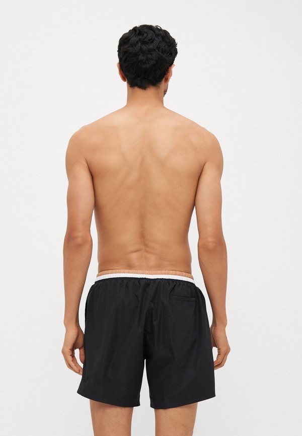 ISLE - Swimming shorts3