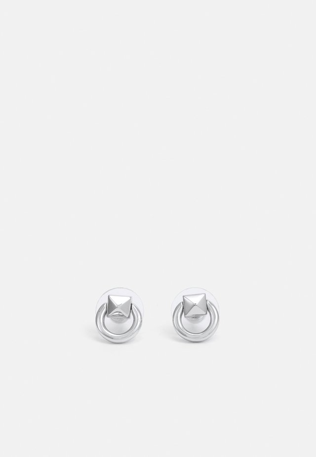 MINI PYRAMID STUD DOOR-KNOCKER EARRING - Boucles d'oreilles - rhoium-coloured