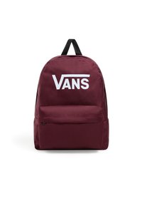 Sac à dos bordeaux avec un grand logo blanc "VANS" à l'avant, fabriqué en tissu durable, comportant une poche zippée et des doubles sangles noires.