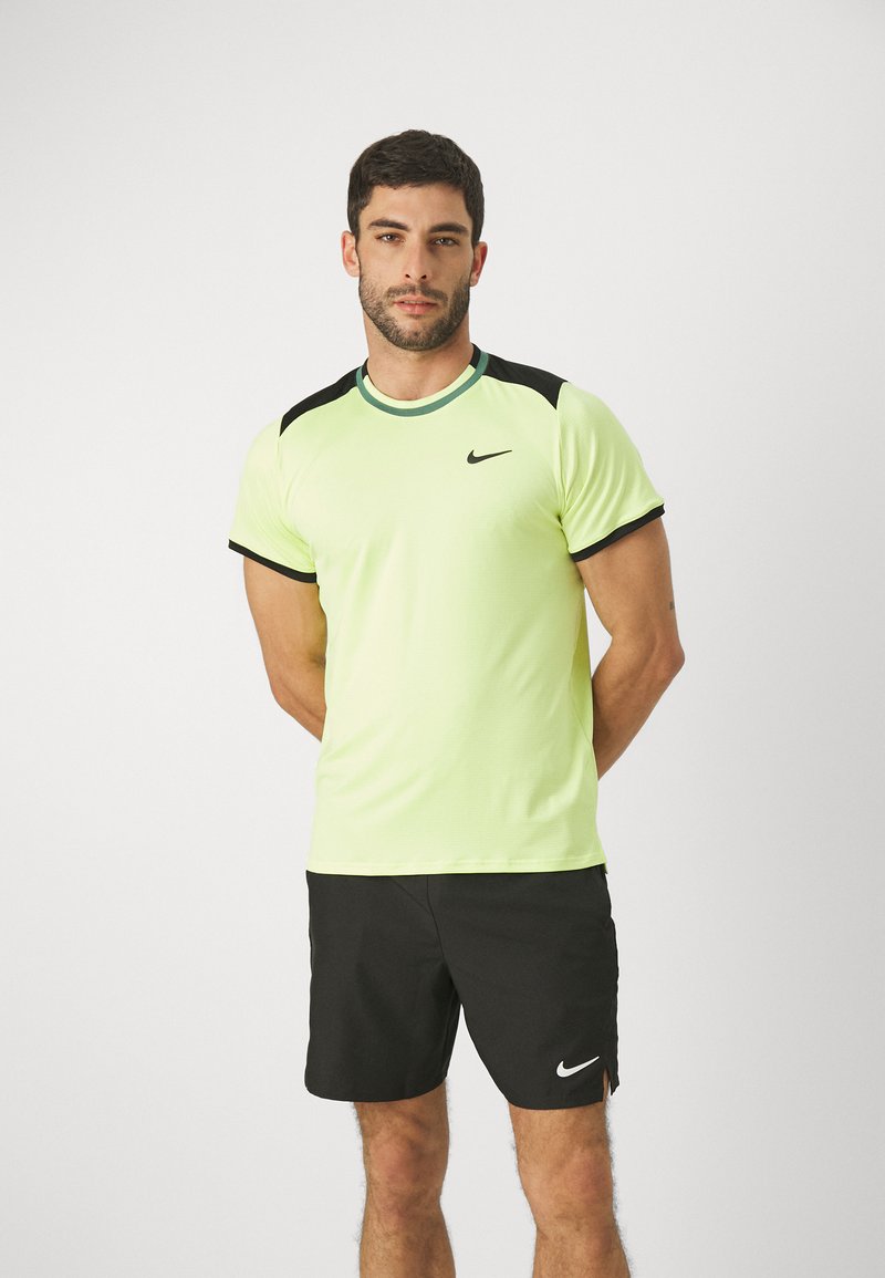 Nike Performance ADVTG - T-skjorte til trening - light lemon twist/black/bicoastal