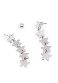 Orecchini a forma di stella argentata con cinque stelle collegate e un perno a sfera. Superficie liscia e riflettente; design leggero.