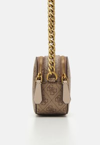 Guess NOELLE CROSSBODY CAMERA - Torba na ramię