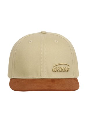 Casquette beige à six panneaux avec une visière plate en suède marron et "OXBOW" brodé en beige assorti sur le côté droit avant.