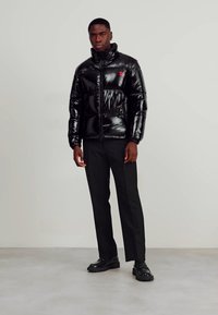 HUGO BIRON2341 - Casaco de inverno - black