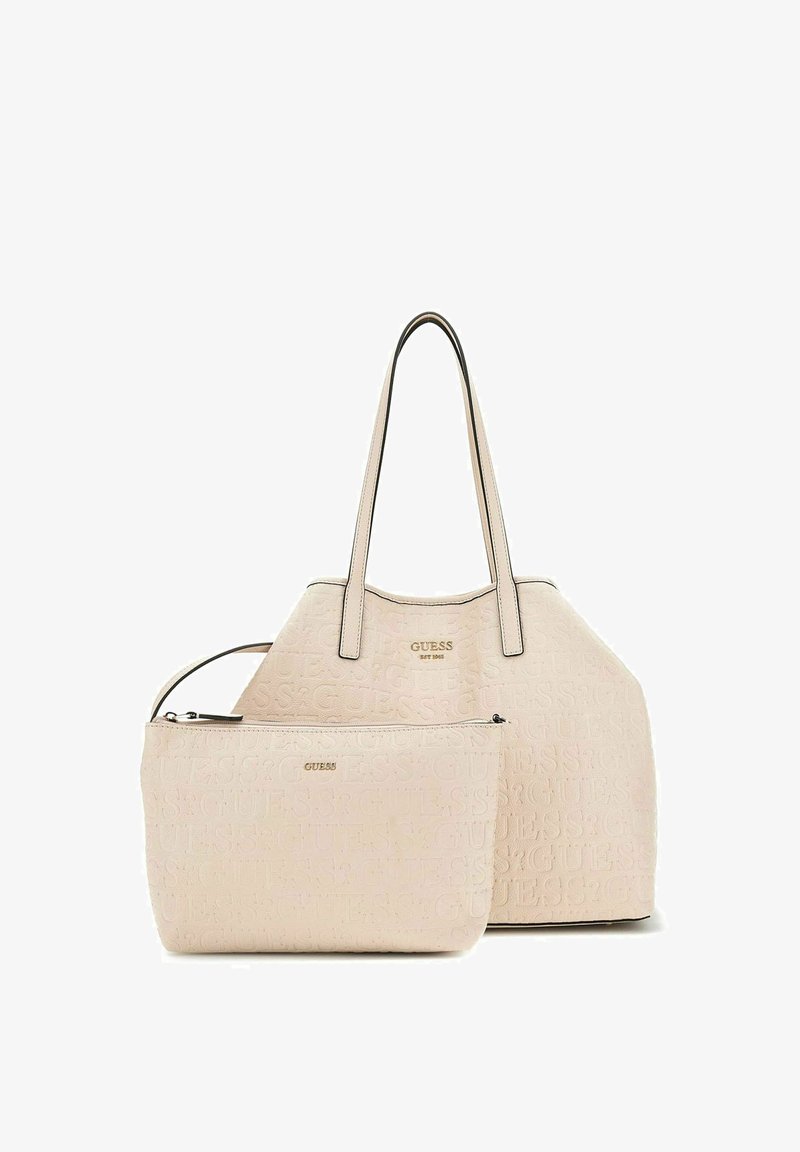 Borsa tote beige con design del logo impresso, dotata di due manici e di una tasca con cerniera removibile. Texture liscia con dettagli neri.