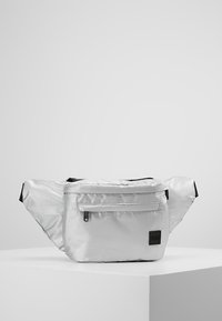 Urban Classics Marsupio - silver