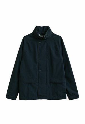 Männer schwarze wasserdichte Jacke mit hohem Kragen, vorderen Druckknöpfen, langen Ärmeln und zwei vorderen Klappentaschen.