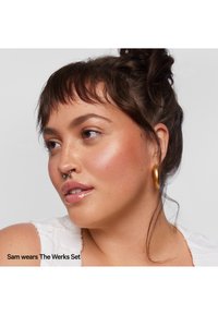 Miniatuurafbeelding 4